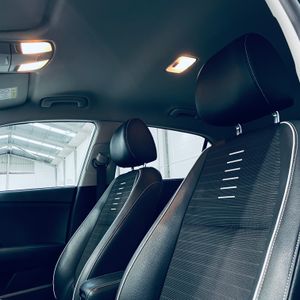 Kia Rio 1.0 T-GDi 88kW (120CV) GT Line DCT  - Foto 20