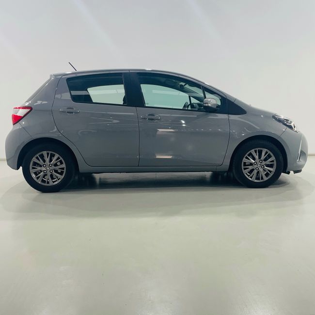 Toyota Yaris 1.5 110 Active Tech  - Foto 2