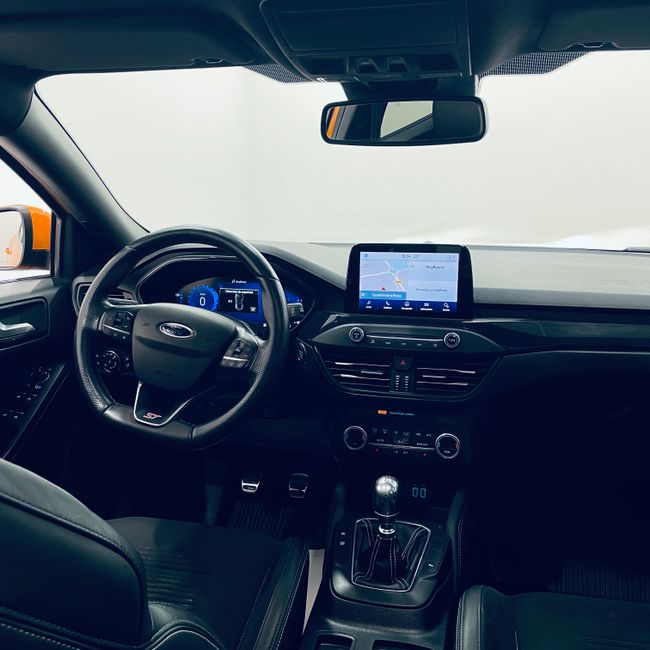 Ford Focus 2.3 Ecoboost 206kW ST  - Foto 3