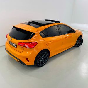 Ford Focus 2.3 Ecoboost 206kW ST  - Foto 5