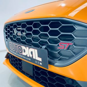 Ford Focus 2.3 Ecoboost 206kW ST  - Foto 12