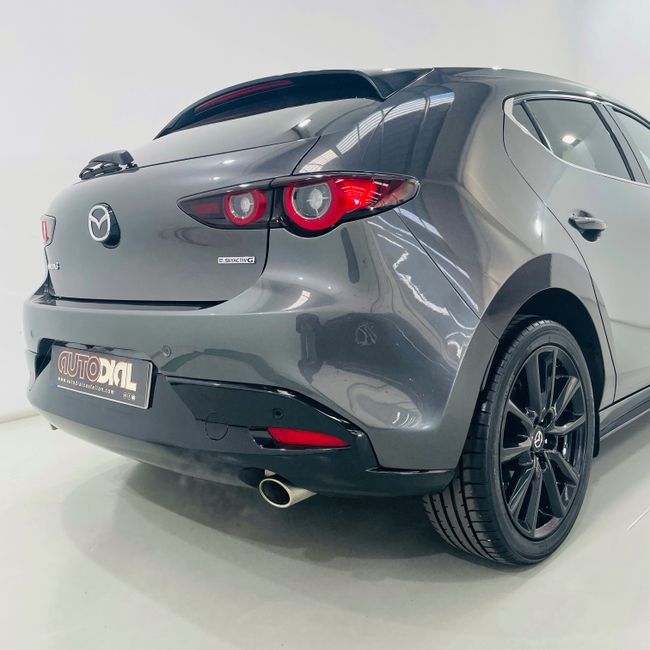 Mazda 3 2.0 e-SKYACTIV-X HOMURA AT  - Foto 9