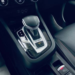 Renault Arkana RS Line Fast Track E-TECH Híb 105kW  - Foto 21