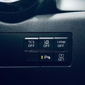 Mazda CX-3 2.0 G 89kW (121CV) 2WD Zenith  - Foto 17