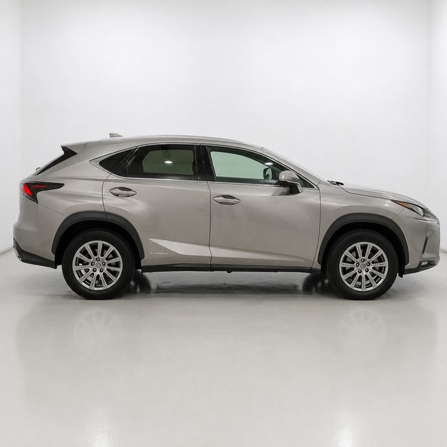 Lexus NX 2.5 300h Executive Navigation 4WD  - Foto 2