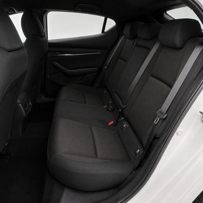 Mazda MX-3 2.0 SKYACTIV-G ZENITH AT  - Foto 9