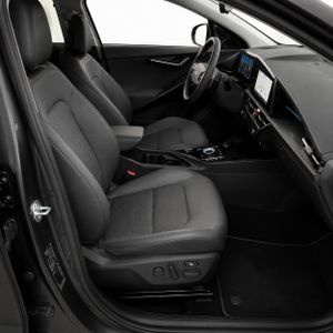 Kia Niro 1.6 GDi HEV 104kW (141CV) Emotion  - Foto 10