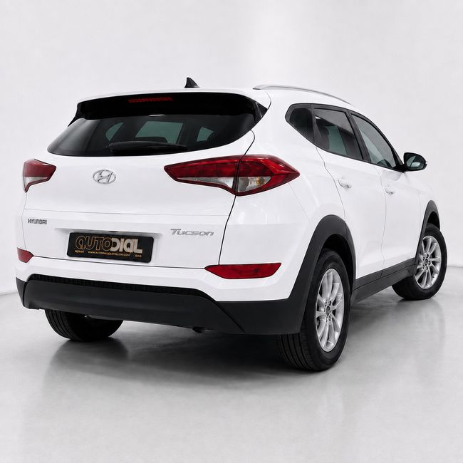Hyundai Tucson 1.6 GDi BlueDrive Essence 4x2  - Foto 4