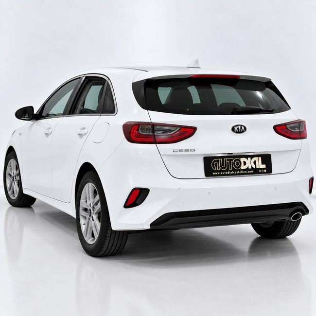 Kia Ceed 1.6 CRDi 100kW (136CV) Drive  - Foto 4