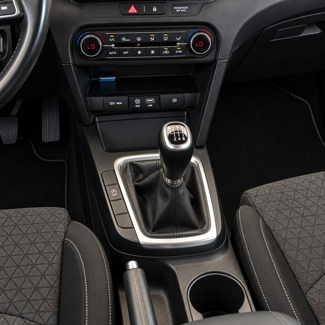 Kia Ceed 1.6 CRDi 100kW (136CV) Drive  - Foto 8