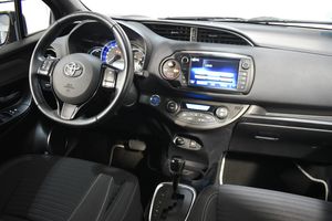 Toyota Yaris Hybrid 1.5 100CV  - Foto 11