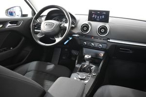 Audi A3 Sedan 1.6 TDI 105CV  - Foto 10