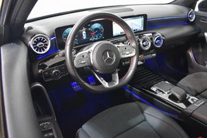 Mercedes Clase A 220 2.0 190CV AMG PACK AUT.  - Foto 8