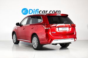 Mitsubishi Outlander PHEV KAITEKI 4WD 200CV 2.4  - Foto 7