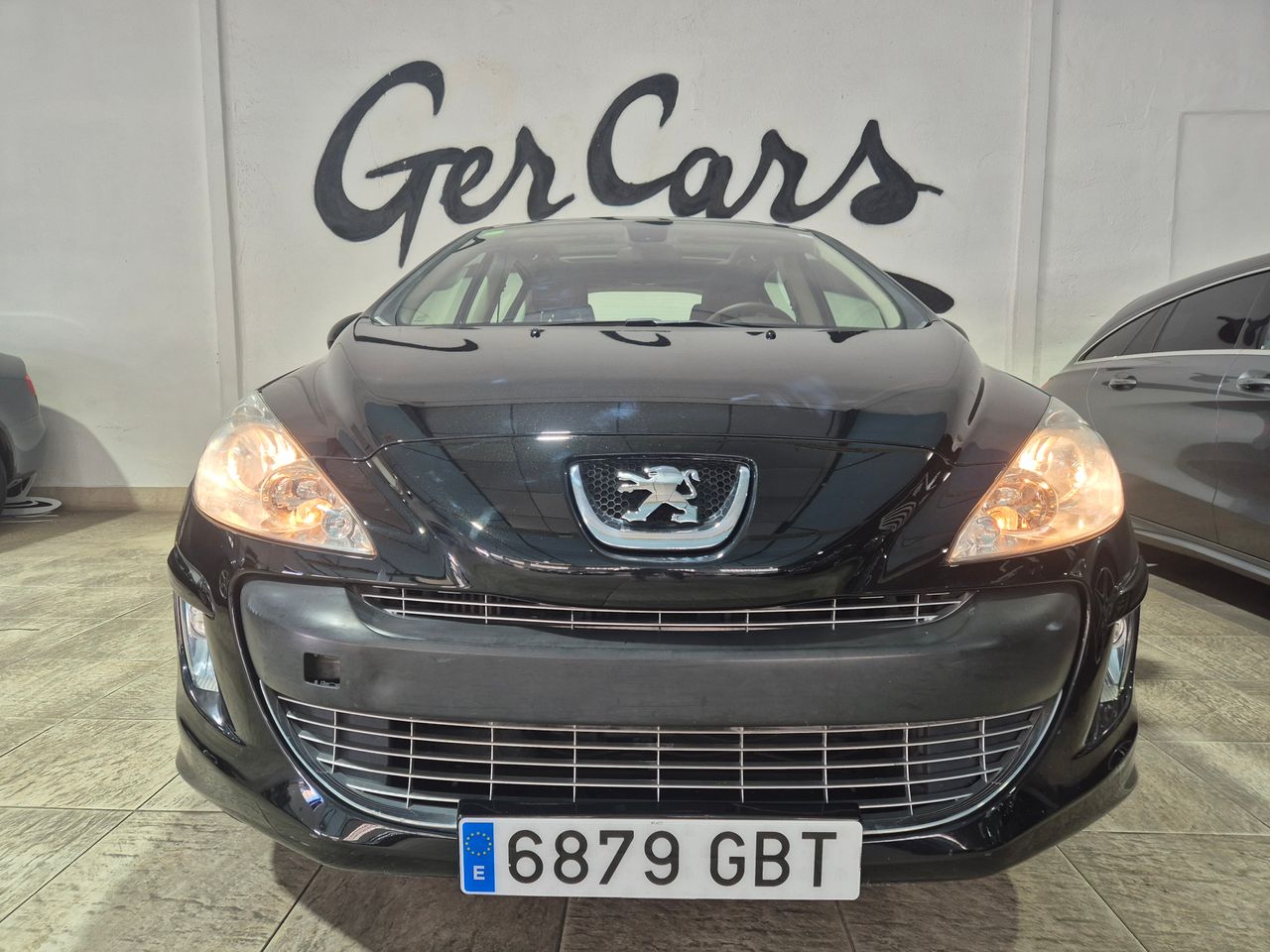 Peugeot 308 1.6HDI 110CV PREMIUM SPORT   - Foto 1