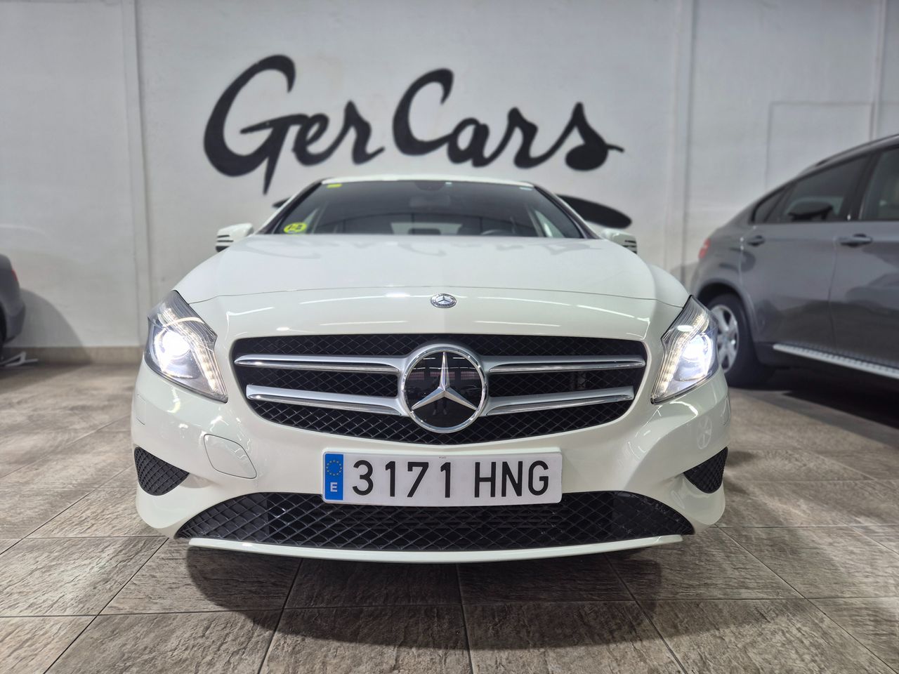 Mercedes Clase A 200CDI 136CV BE URBAN AUT   - Foto 1