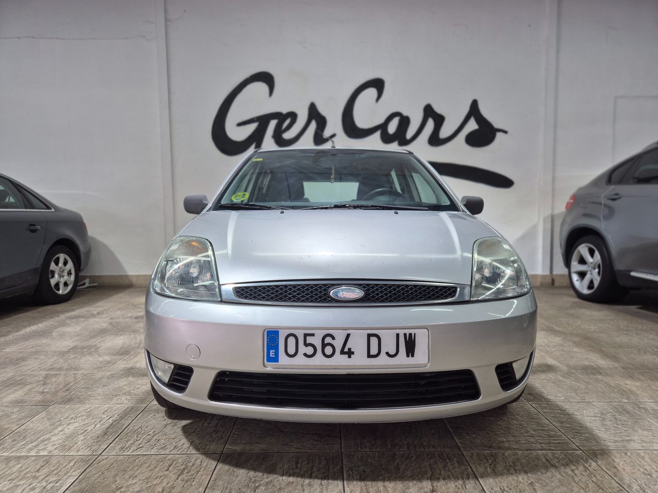 Ford Fiesta 1.4I GHIA 80CV   - Foto 1