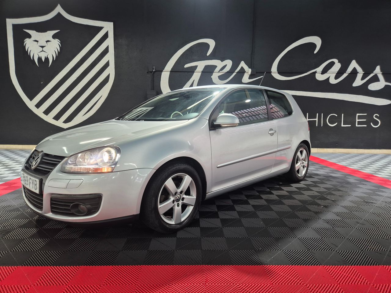 Volkswagen Golf 1.9TDI 105CV GT SPORT  - Foto 1