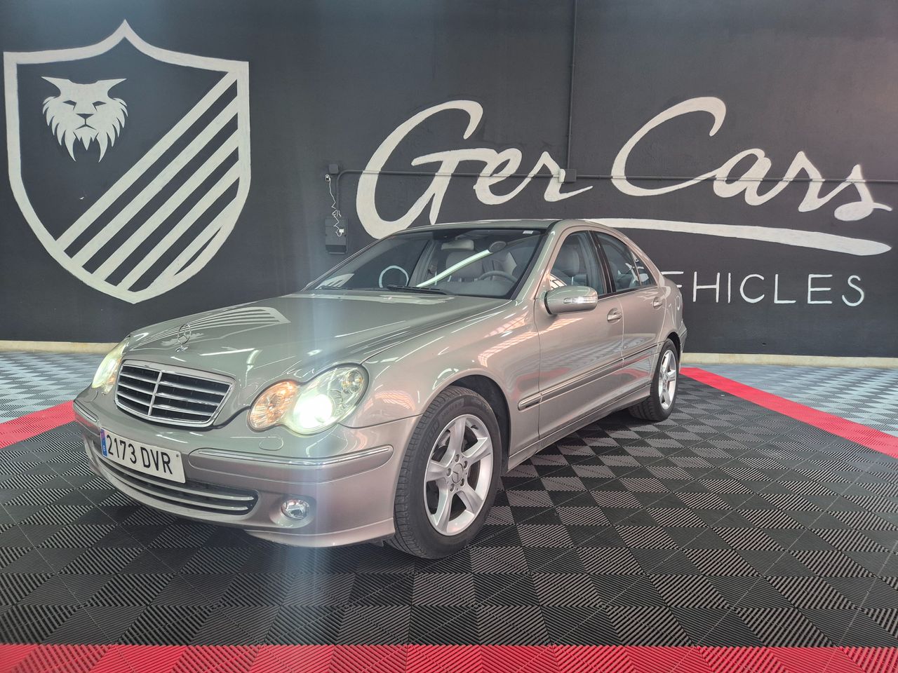 Mercedes Clase C 200K AVANTGARDE AUT 163CV  - Foto 1