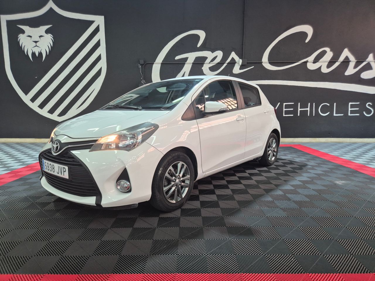 Toyota Yaris 3p 70 City  - Foto 1