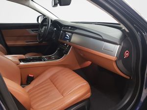 Jaguar XF 3.0D V6 221kW (300CV) Portfolio Auto  - Foto 13