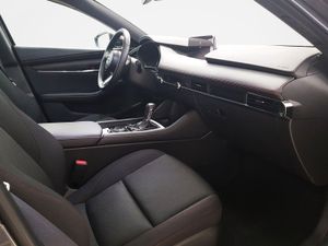Mazda 3 2.0L E-SKY X MHEV 137kW 6AT Homura  - Foto 13
