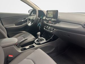Hyundai i30 1.5 TGDI 48V Klass  - Foto 13