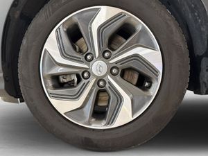 Hyundai Kona 1.6 GDI HEV Maxx DCT  - Foto 9