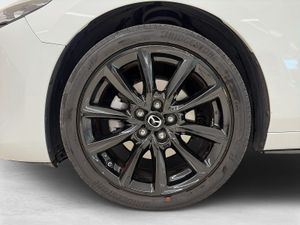 Mazda 3 2.0L E-SKY X MHEV 137kW 6AT Homura Ceramic  - Foto 9