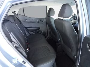 Hyundai i10 1.0 Klass  - Foto 15