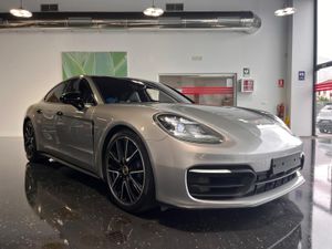 Porsche Panamera 4S E-Hybrid Sport Turismo  - Foto 2