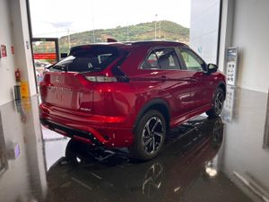 Mitsubishi Eclipse Cross 2.4 PHEV Kaiteki+ Auto 4WD 4 X4 ETIQUETA 0  - Foto 10