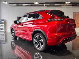 Mitsubishi Eclipse Cross 2.4 PHEV Kaiteki+ Auto 4WD 4 X4 ETIQUETA 0  - Foto 12