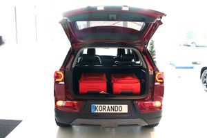 SsangYong Korando D16T Urban Plus Auto DIESEL  - Foto 7