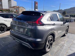 Mitsubishi Eclipse Cross PHEV Kaiteki 4WD  - Foto 4