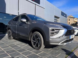 Mitsubishi Eclipse Cross PHEV Kaiteki 4WD  - Foto 9