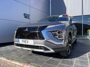 Mitsubishi Eclipse Cross PHEV Kaiteki 4WD  - Foto 2