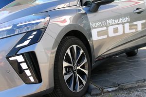 Mitsubishi Colt 100T Kaiteki  - Foto 13