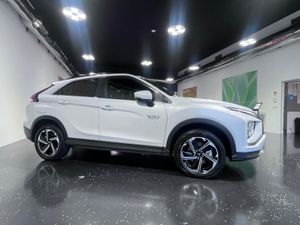 Mitsubishi Eclipse PHEV KAITEKI  - Foto 2