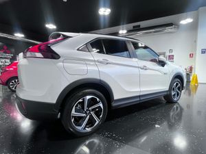 Mitsubishi Eclipse PHEV KAITEKI  - Foto 4