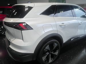 Mitsubishi Grandis 180 HEV KAITEKI+  - Foto 9