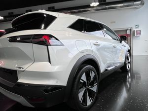 Mitsubishi Grandis 180 HEV KAITEKI+  - Foto 7