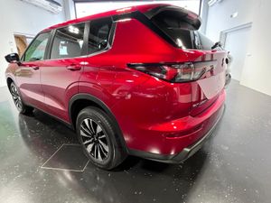 Mitsubishi Outlander PHEV Kaiteki+ 4WD  - Foto 5