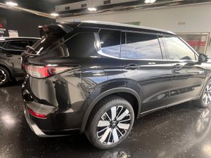 Mitsubishi Outlander PHEV Kaiteki+ 4WD  - Foto 8