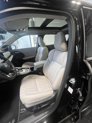 Mitsubishi Outlander PHEV Kaiteki+ 4WD  - Foto 11