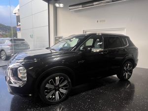 Mitsubishi Outlander PHEV Kaiteki+ 4WD  - Foto 5