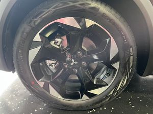 Mitsubishi Grandis Kaiteki 180 HEV  - Foto 6