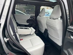 Mitsubishi Outlander PHEV Kaiteki+ 4WD  - Foto 11