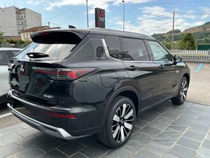 Mitsubishi Outlander PHEV Kaiteki+ 4WD  - Foto 7
