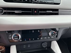 Mitsubishi Outlander PHEV Kaiteki+ 4WD  - Foto 24